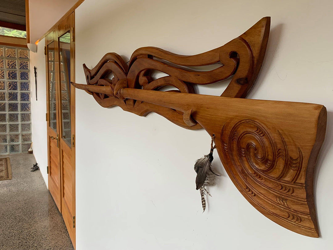 Tewheatewha on a carved wall bracket